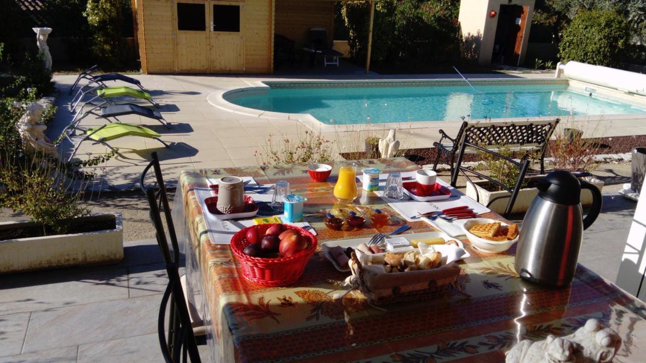 Bed and Breakfast L'Oustau Bonur Bourg-Saint-Andéol Exteriér fotografie